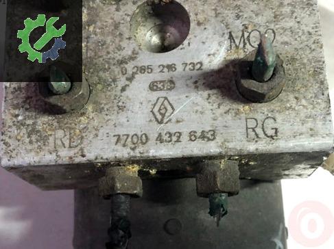 Reno scenic 1 ABS beyni pompa 7700432643