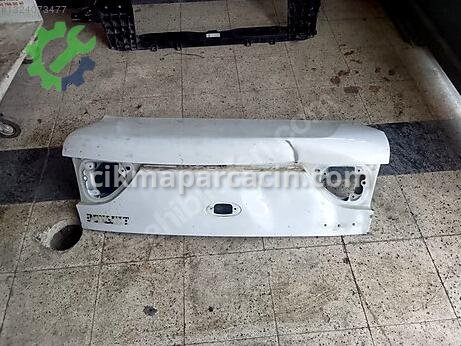 Renault Megane Arka Bagaj çıkma parça