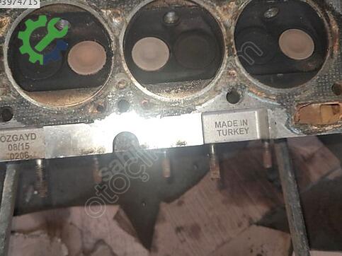 Renault R 9 Silindir Kapak çıkma parça