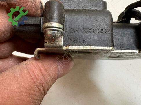 Renault Megane Bagaj Kilidi 905033138R çıkma parça