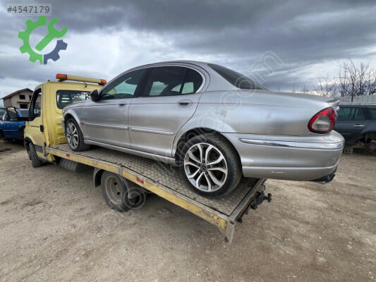 Jaguar X-Type Torpido çıkma parça
