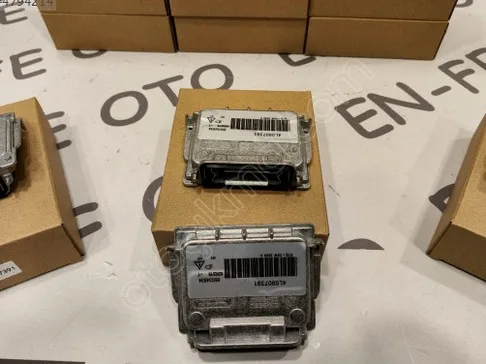 S60 LED XENON FAR BEYNİ 4L0907391 89034934 30784923 30784246 3