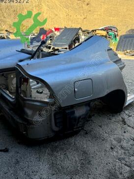 Volvo S60 Arka Çamurluk çıkma parça