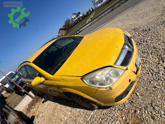 Opel Vectra Kapı Camları çıkma parça