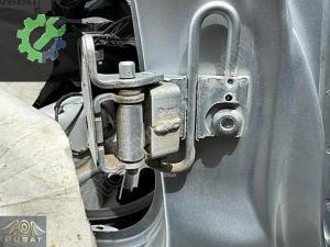 SEAT CORDOBA SAĞ ARKA KAPI MENTEŞESİ ALT GERGİLİ