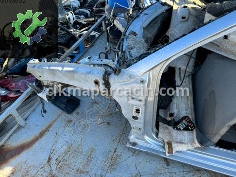 Seat Cordoba Marşpiyel Sacı çıkma parça