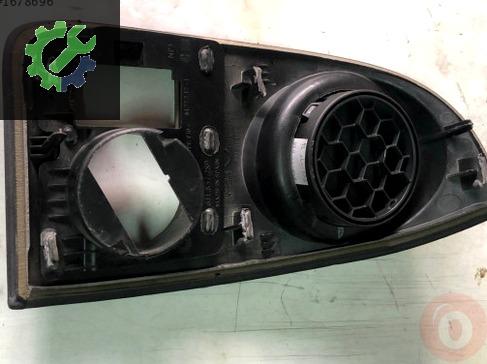 Seat Ibiza far anahtar çerçevesi hava menfezi 6J1858071