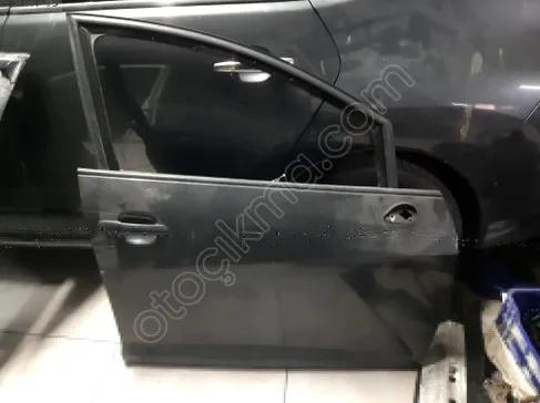 Seat Ibiza Sağ Ön Kapı 2008-2017 çıkma parça