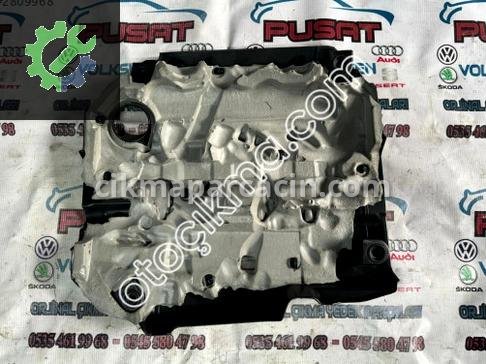 Seat Leon Külbütör Kapağı 04L103925 çıkma parça