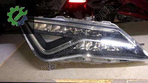 Seat Leon Sol Ön Far çıkma parça