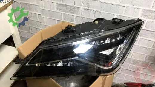 Seat Leon Far çıkma parça
