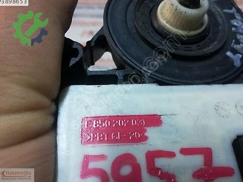 Seat Leon 5Q0959811A çıkma parça