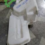 SEAT LEON CAM SU BİDONU