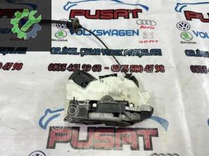 SEAT LEON ÇIKMA ORJİNAL KAPI KİLİDİ SAĞ ARKA 5K4 839 016 AF