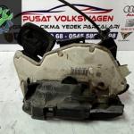 SEAT LEON ÇIKMA SAG ARKA KAPI KİLİDİ 5K4 839 016 AF