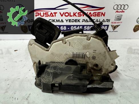 Seat Leon Sağ Arka Kapı çıkma parça