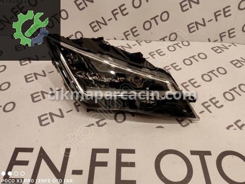Seat Leon Sağ Ön Far çıkma parça