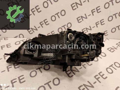 Seat Leon Sağ Ön Far çıkma parça