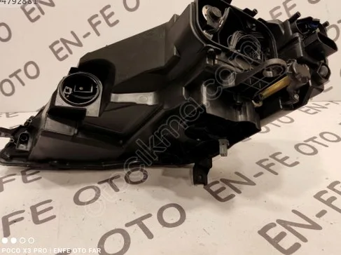 SEAT LEON SAĞ FAR ORJİNAL HATASIZ 3