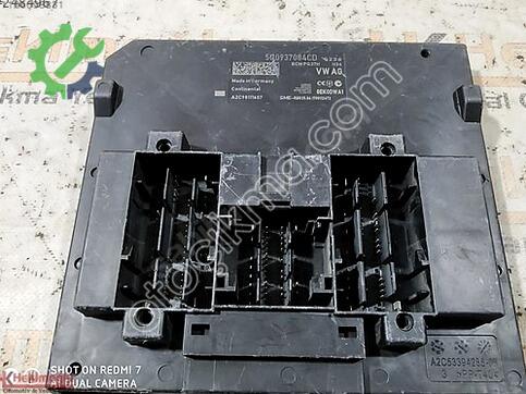 Seat Leon 5Q0937084CD çıkma parça