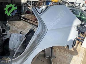 SEAT LEON SOL ARKA ÇAMURLUK BEYAZ HATASIZ 2013-2019