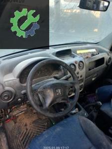 Sitem Berlingo Peugeot Boxer 98 04 model iç sigorta kutusu