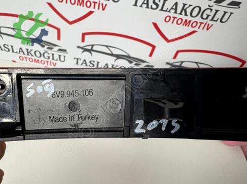 Skoda Fabia Reflektör 6V9945106 çıkma parça