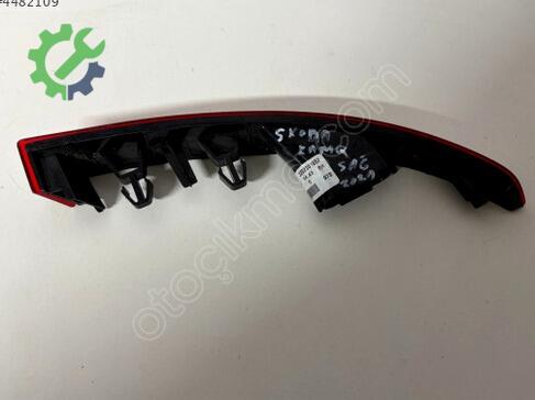 Skoda Kamiq Arka Tampon 658945702 çıkma parça