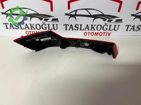 Skoda Kamiq Reflektör 658945702B çıkma parça