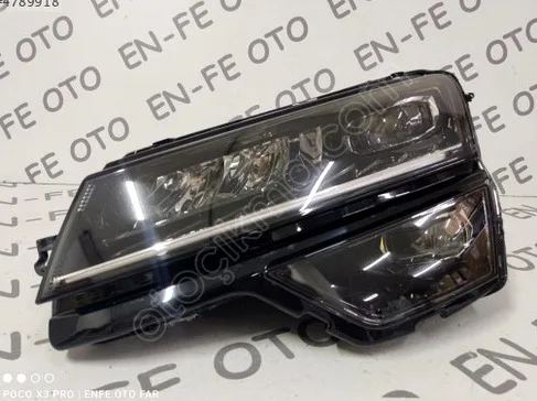 Skoda Karoq Sol Ön Far çıkma parça