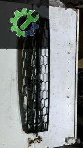 Skoda Octavia 3 13-17 Ön Tampon Alt Orta Petek Izgarası 5E0853677
