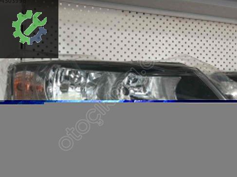 Skoda Octavia Sağ Ön Far çıkma parça