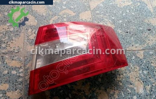 Skoda Octavia Sağ Stop çıkma parça