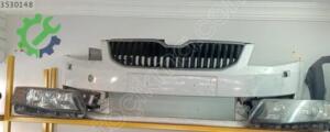 Skoda Octavia 2011 Çıkma Ön Tampon Sağ