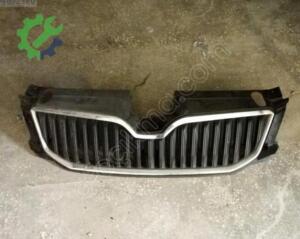 Skoda Octavia 2017-2019 Çıkma Panjur 5E0853653
