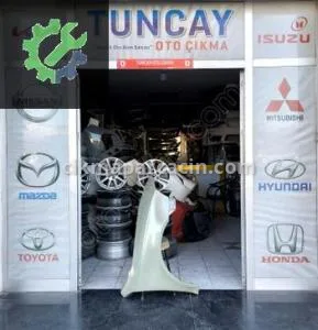 SKODA OCTAVİA SAĞ ÇAMURLUK 2005-2008 YEDEK PARÇA