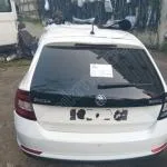 SKODA RAPİD BAGAJ KAPAĞI