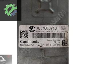 Skoda Super B 1.6 Dizel CAY Motor beyni
