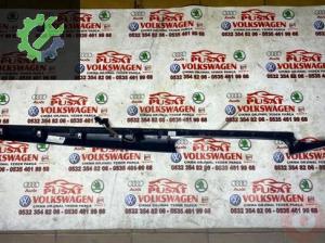 SKODA SÜPER B ÇIKMA TORBİDO ÇITASI 3V1 858 418 A