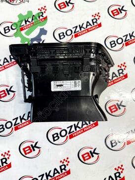 Skoda Superb Havalandırma Izgarası 3V0819701C çıkma parça