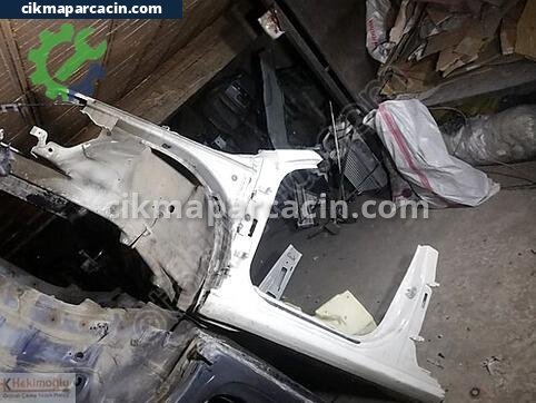 Skoda Superb Marşpiyel çıkma parça