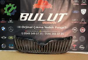 Skoda Süperb 2013-2015 Ön Panjur Full Kromlu 3T0853668B