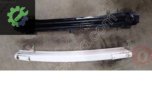 Skoda Superb Tampon Demiri çıkma parça