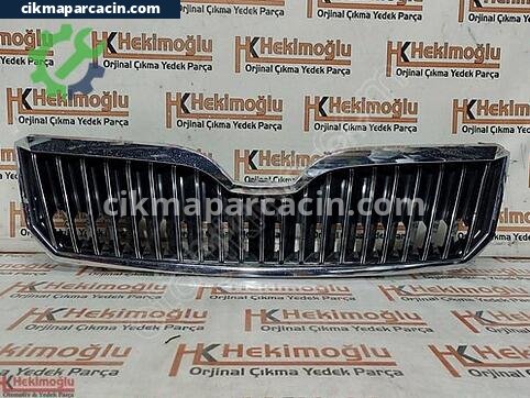 Skoda Superb Ön Panjur çıkma parça