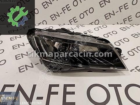 Skoda Superb Sağ Ön Far çıkma parça