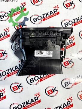 Skoda Superb Havalandırma Izgarası 3V0819702C çıkma parça