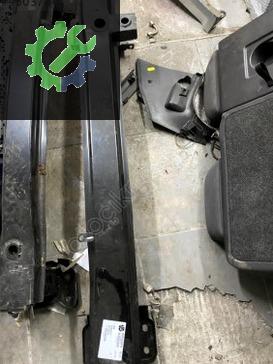 Skoda Yeti Tampon Demiri çıkma parça