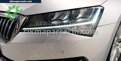 Skoda Superb Gündüz Farı çıkma parça