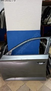 Skoda Superb Sol Ön Kapı çıkma parça