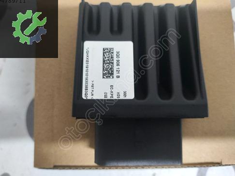 Skoda Superb Far Beyni 3Q0906121B çıkma parça